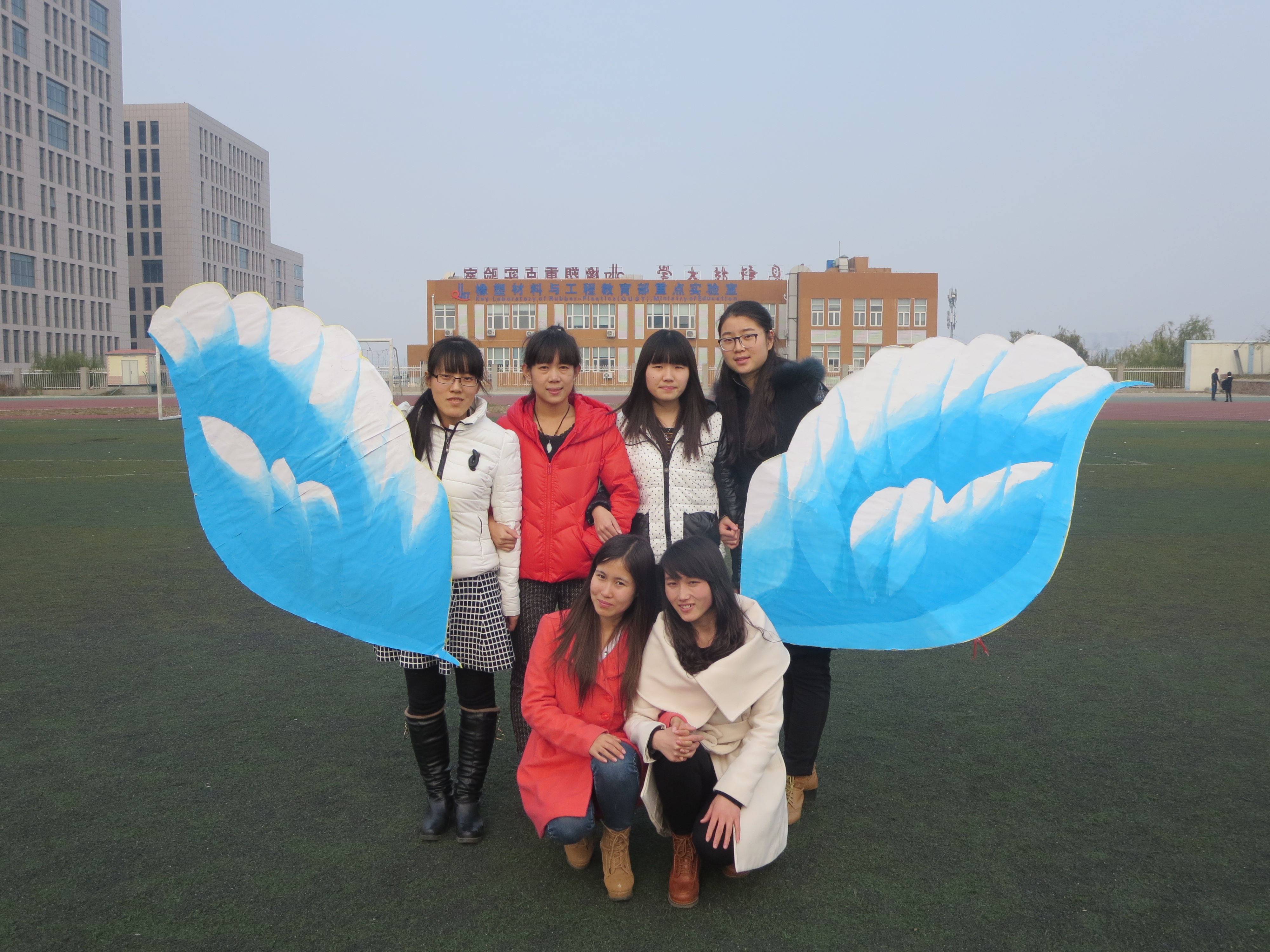               材料学院-考研六姐妹                